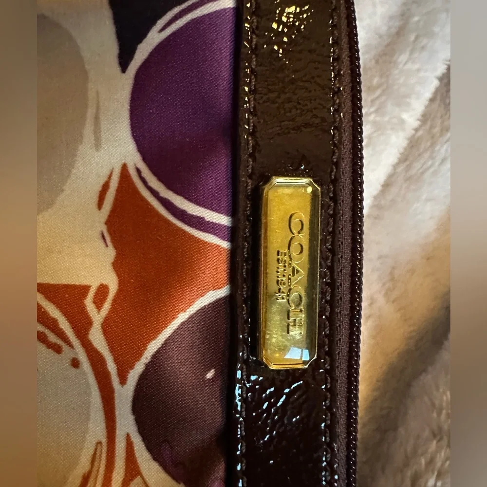 Vintage Coach Ashley Multicolor Satin‎ Patent Leather Trim Wristlet